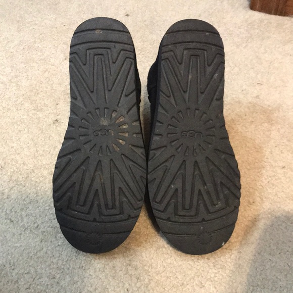 Black Ankle Ugg Boots - Picture 5 of 6